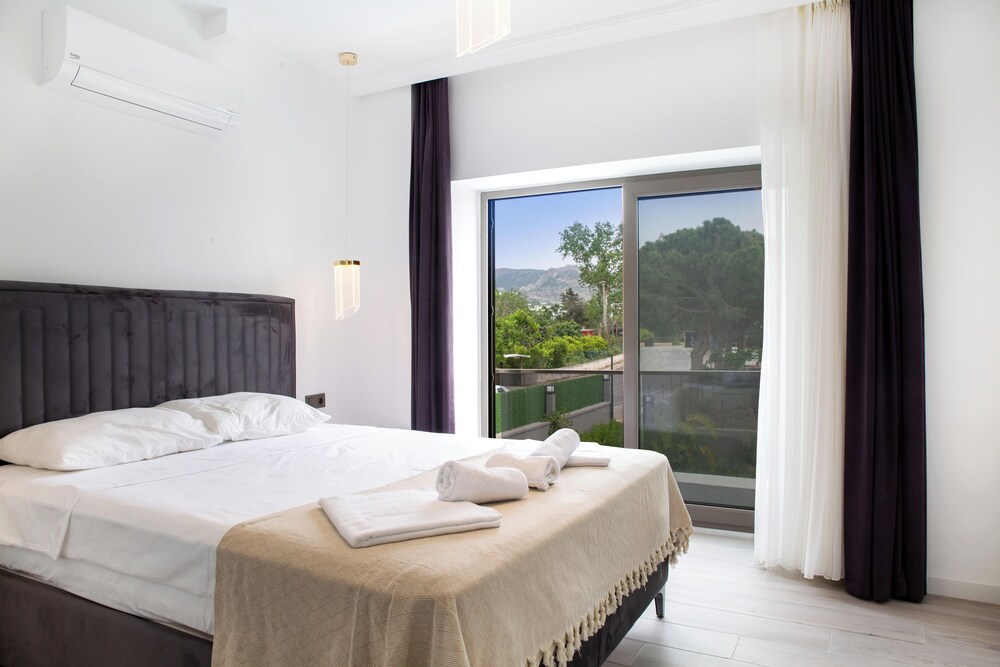 İmportantTravel BD4108 2Bedroomed Villa