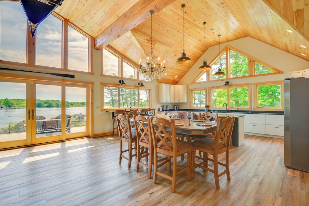 Hot Tub Dock: Waterfront Wellesley Island Home! - Property Image 8