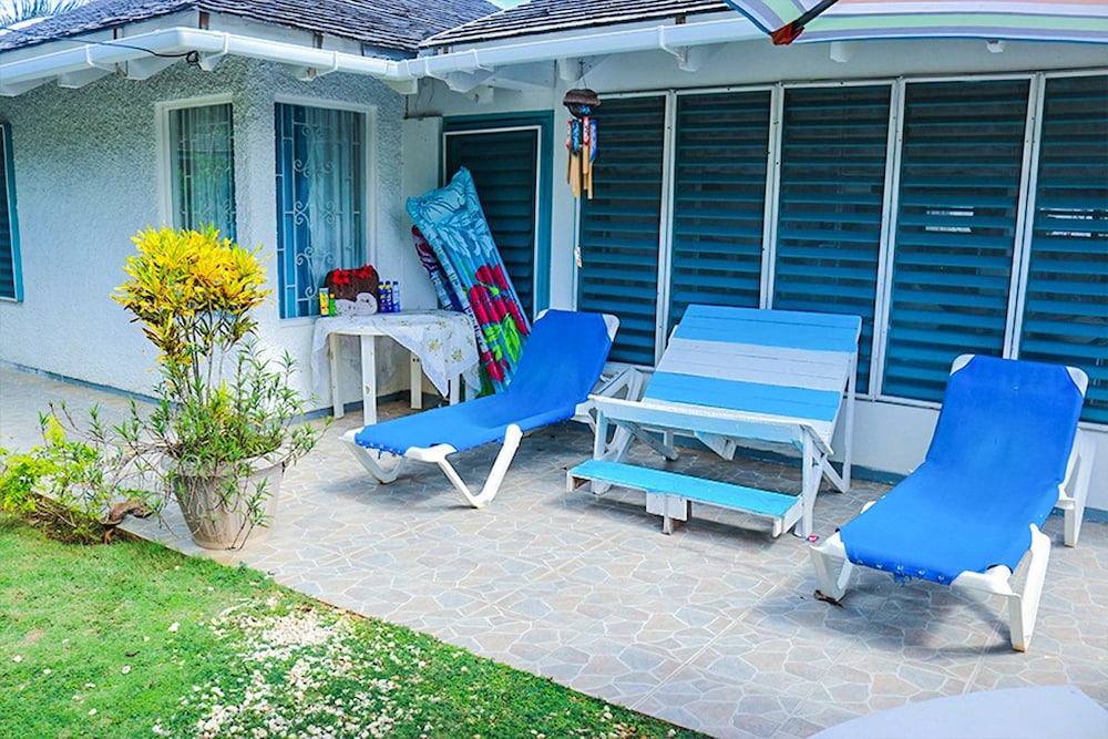 Beach Palm Villa