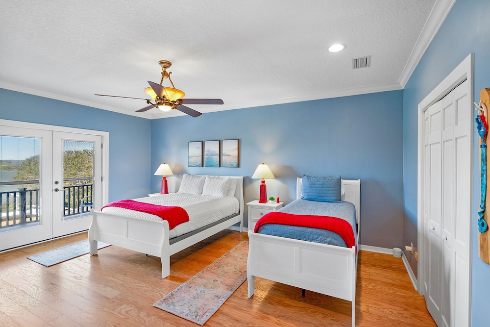 Waterfront Home w Patio Heated Pool Dock Beach