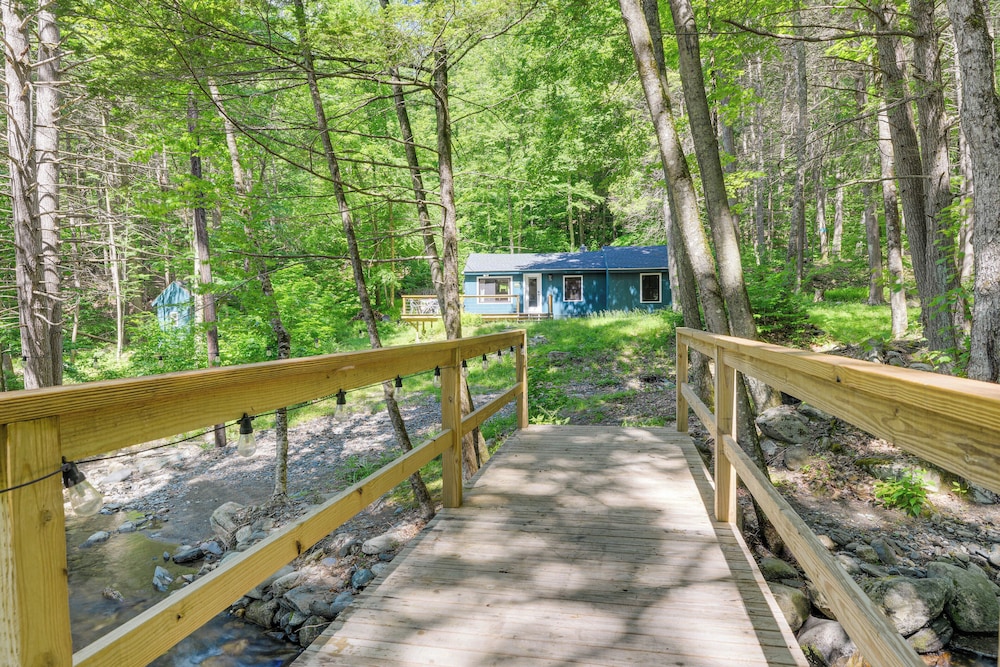 Brattleboro Vacations - Cozy Falls Brook Cabin: Hike  Swim On-site! - Property Image 7