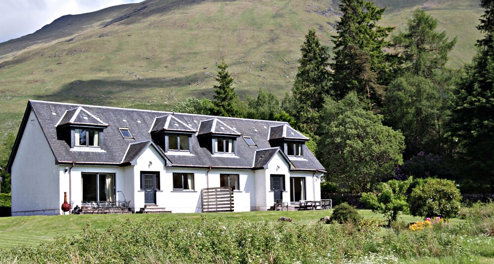 Stob Binnein Cottage