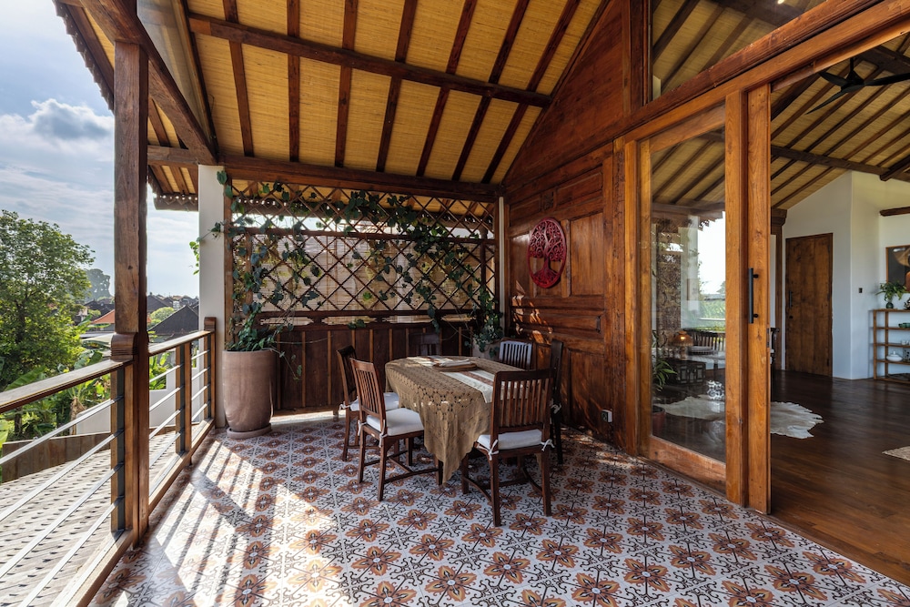 Casa Doreena by Betterplace