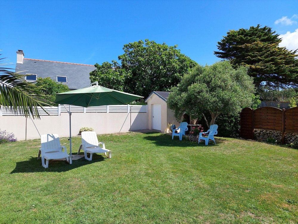 Holiday Home in Plouhinec by Audierne Bay