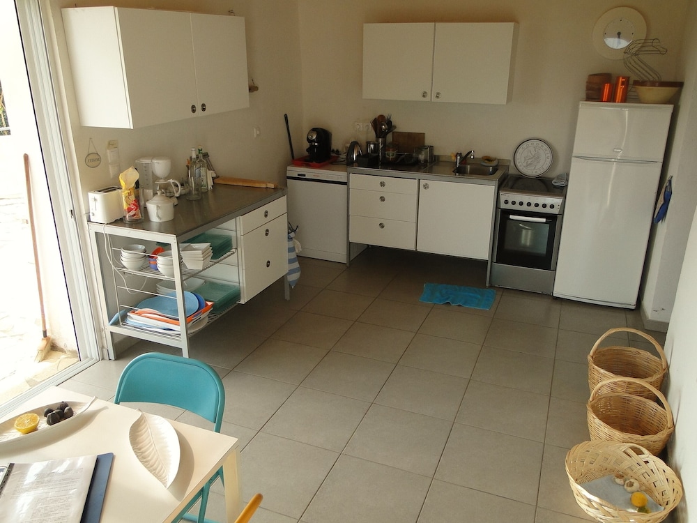 Photo 9
