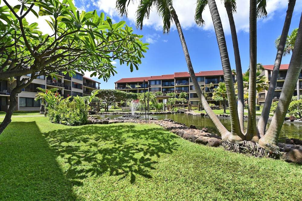 Papakea #g103 2 Bedroom Condo by RedAwning