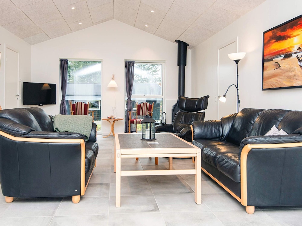 4 Star Holiday Home in Farvang