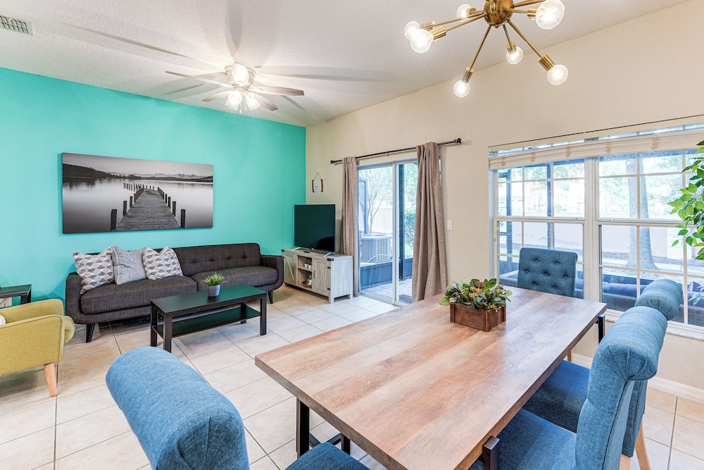 Resort Amenities, Screened Lanai: Kissimmee Escape