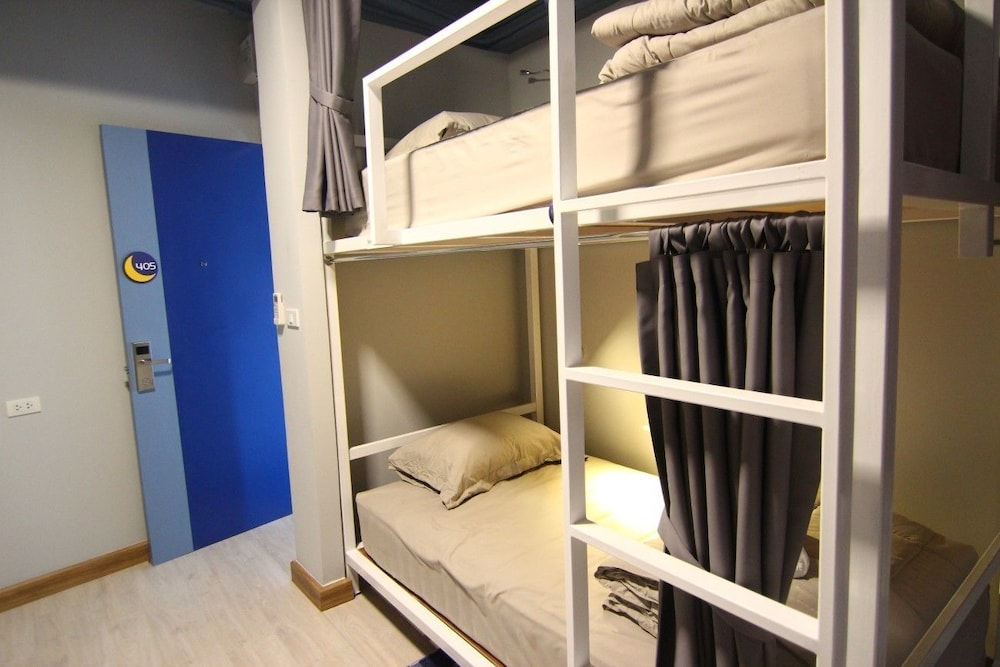 The Moon Hostel Hua Hin