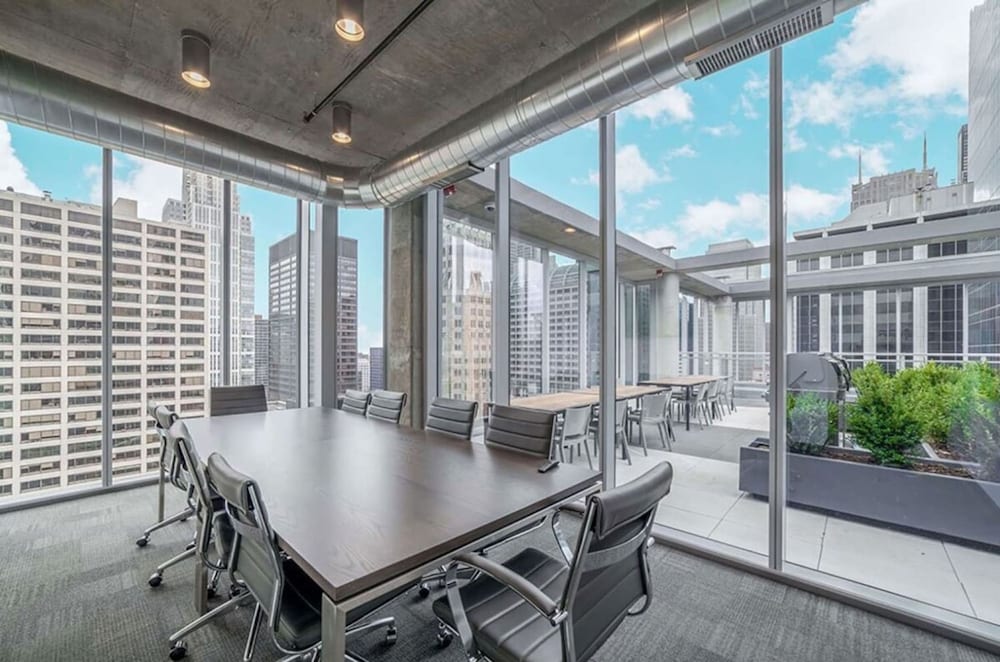 Riverwalk Apt Best Location Modern Luxury