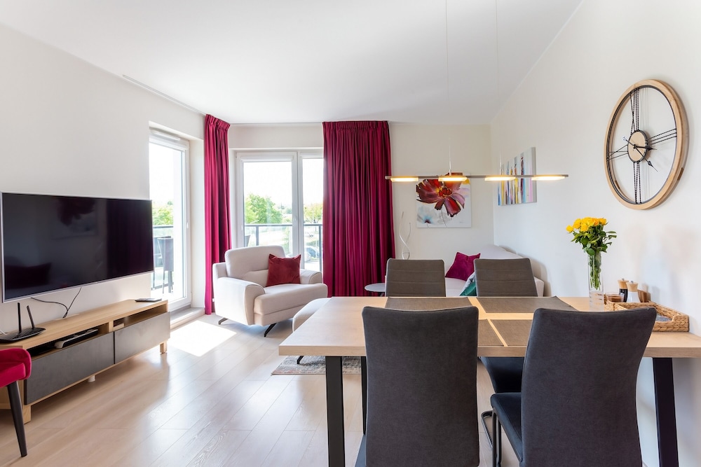 Betty by Q4Apartments view 2