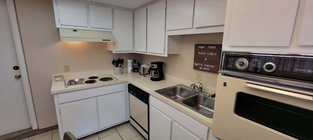 Bay View Great Deck Pool 2 Levels & 3 Bedr 3 Bedroom Condo