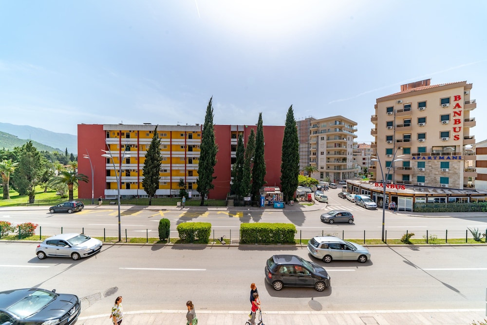 SMS Apartments