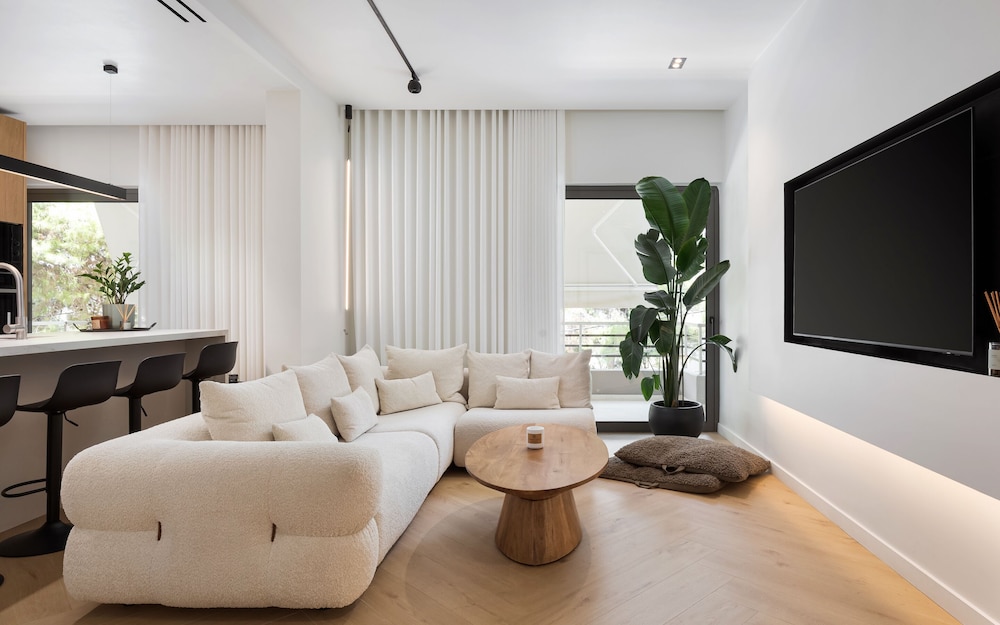 Athenian Riviera Stunning Residence