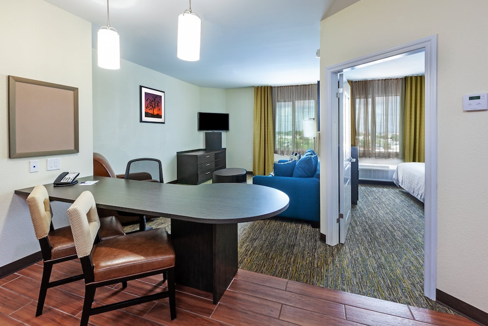 Candlewood Suites Houston North I45 by IHG