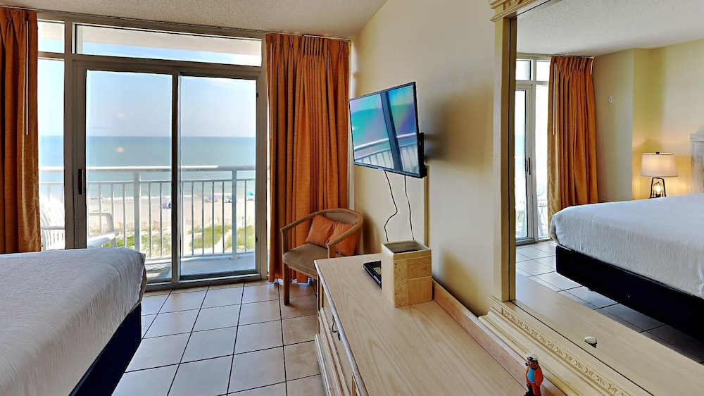 Atlantica 552 2 Bedroom Condo