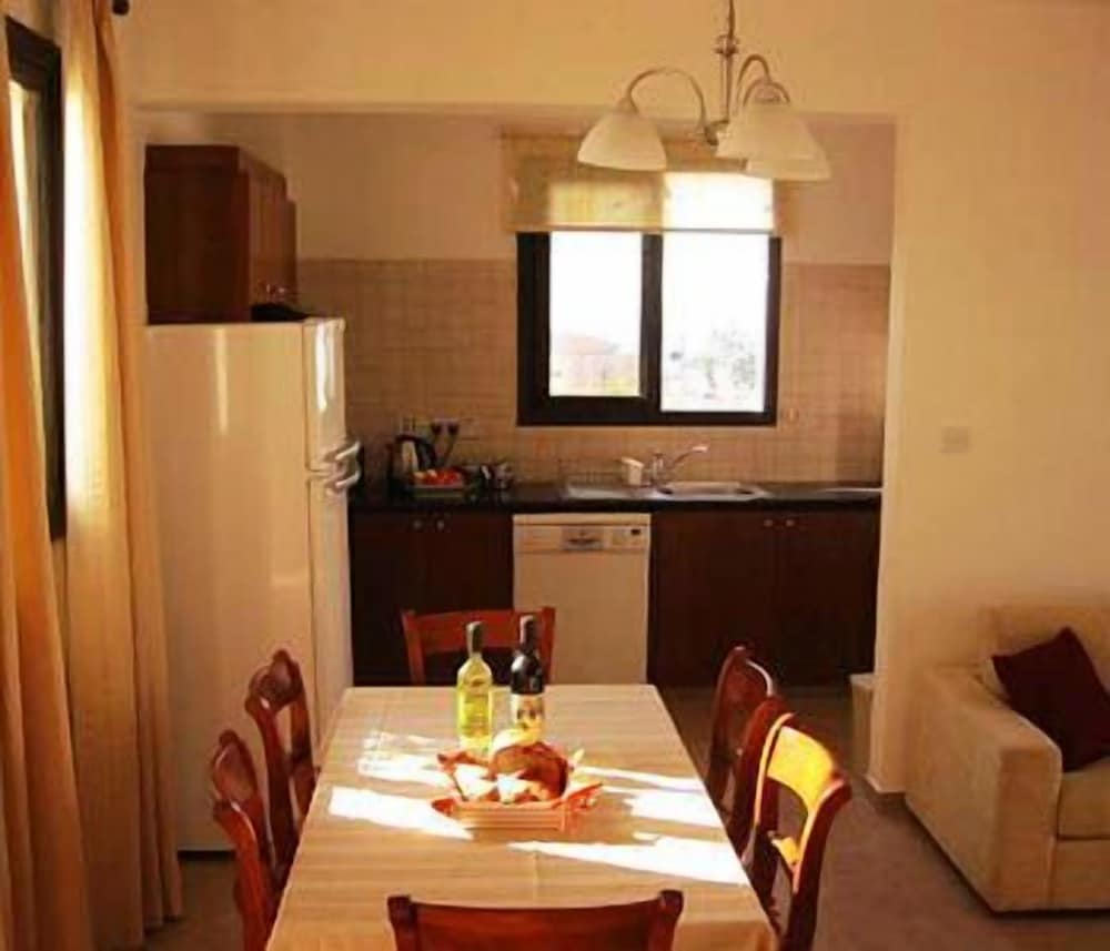 Aura Holiday Villas