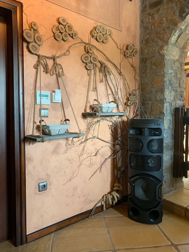 Villa Belladonna - A Luxury Retreat