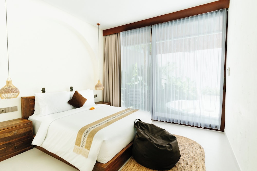 Luxury Noah Villa