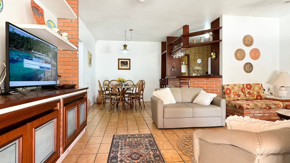 Casa Aconchegante a 100 metros da praia