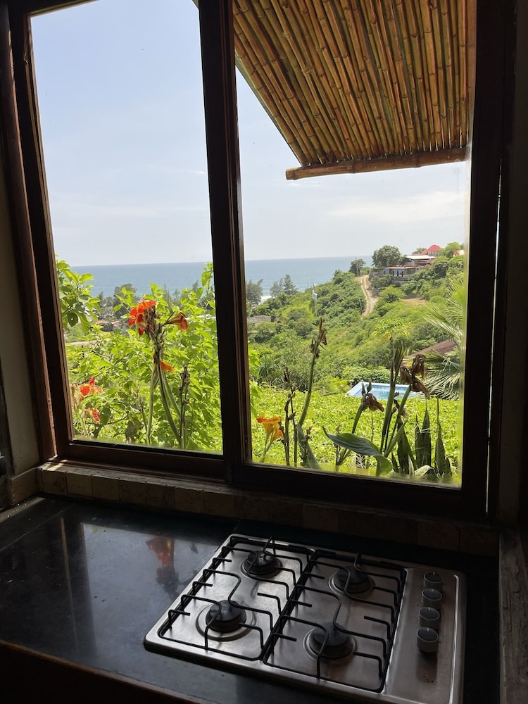 Punta Hills Montanita