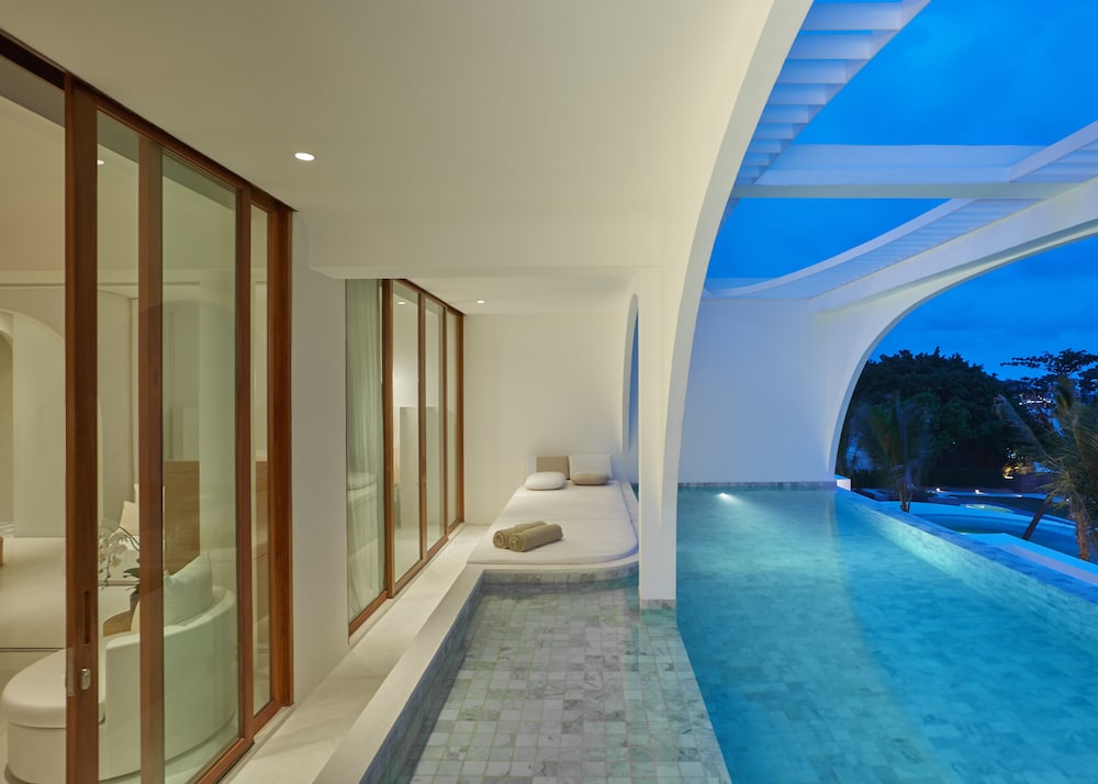 SALA Samui Chaweng Beach Resort