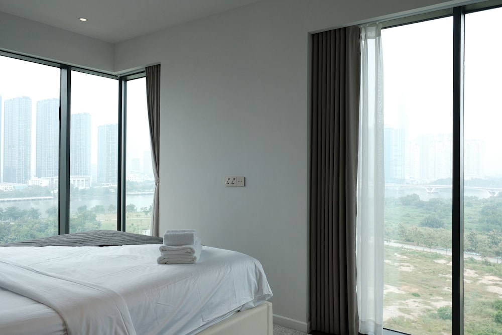 Metropole The Crest Thu Thiem Apartment