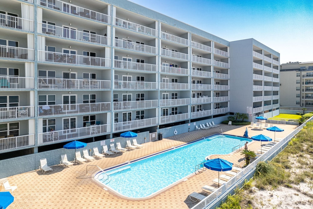 Islander Beach Resort 404 Condo