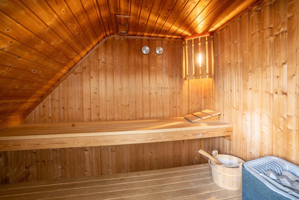 Charming Villa Near the sea and Forest With Sauna