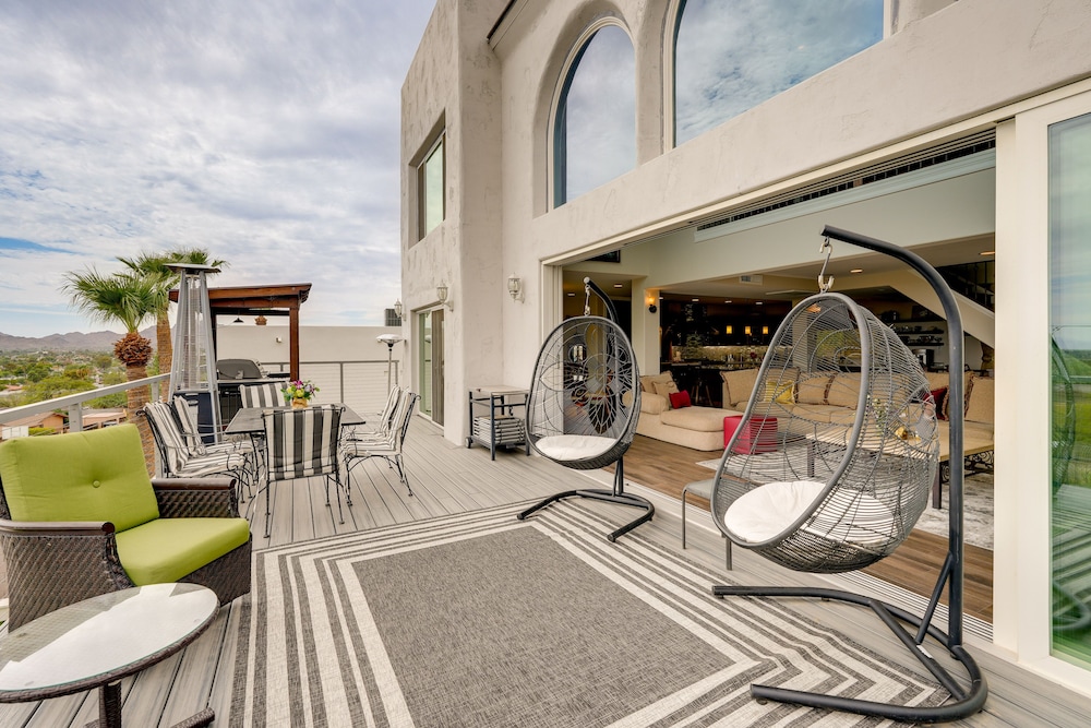 Spacious Arizona Escape - Pool, Hot Tub & Fire Pit