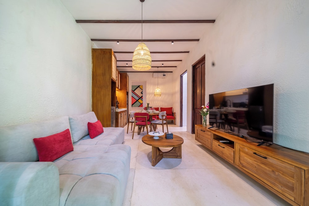 Sacred Jungle by EVDEkimi Ubud – Modern Villas and Apartments with Kitchens, Pools, & Personalized Concierge Service