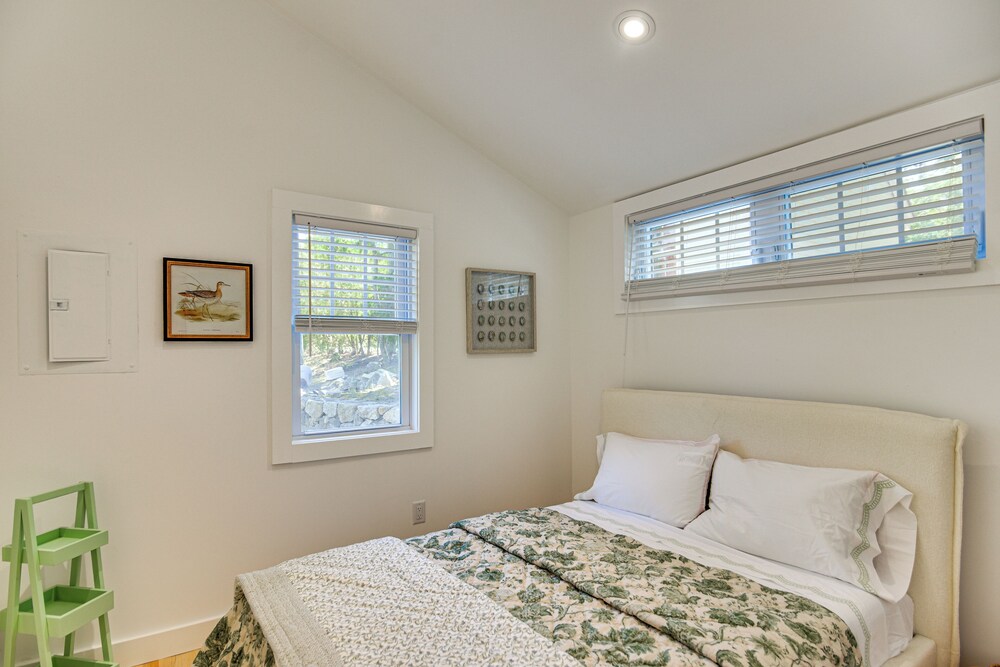 Walk to Main St: Osterville Village Gem w/ Patio