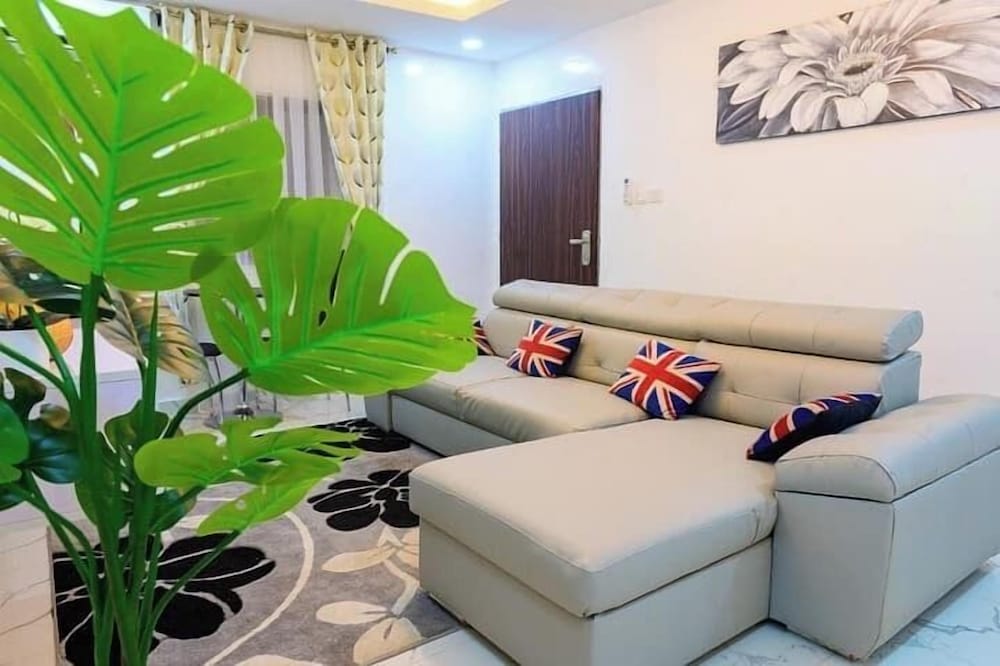 Cedarwood Apartment