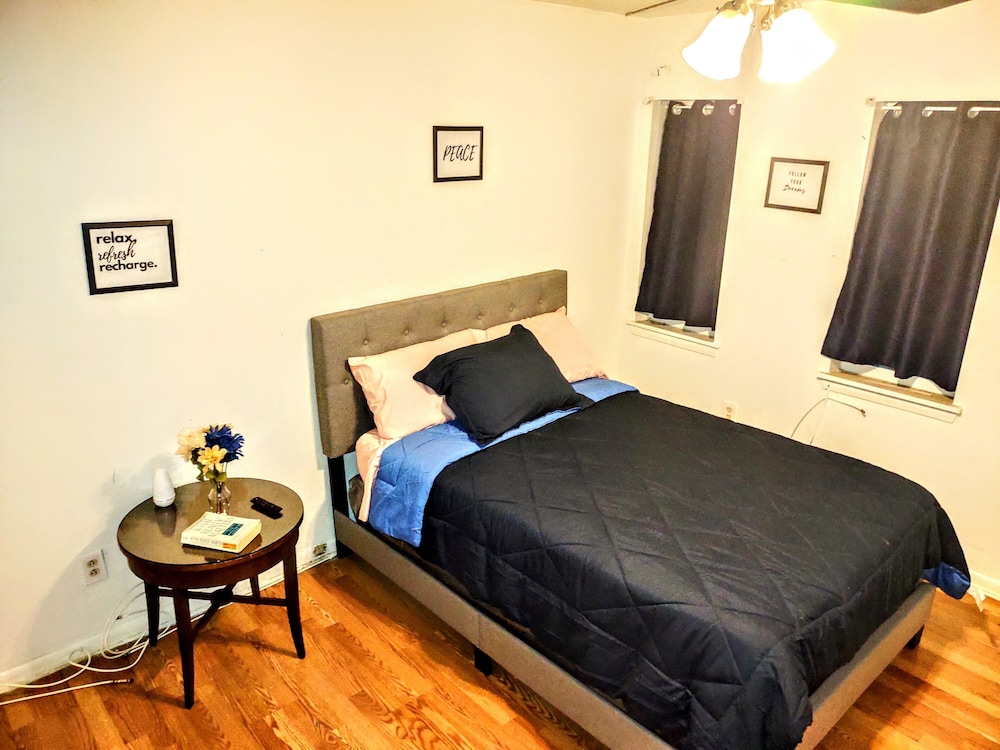 HarlemHouse - Property Image 1