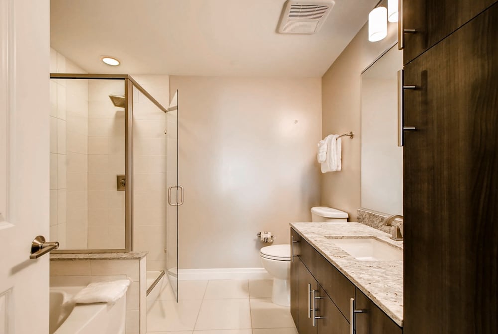 Bluebird Suites in Reston