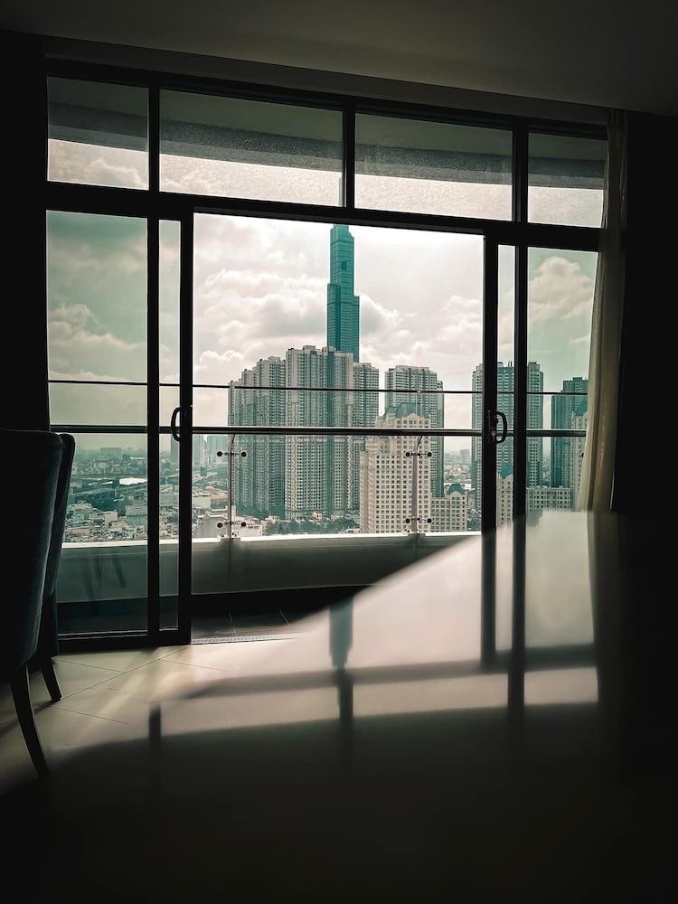 City Garden Suites - Panorama Penthouse