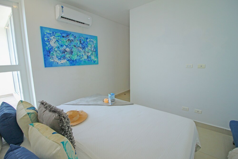 Apartamentos SOHO Elite - Frente al Mar