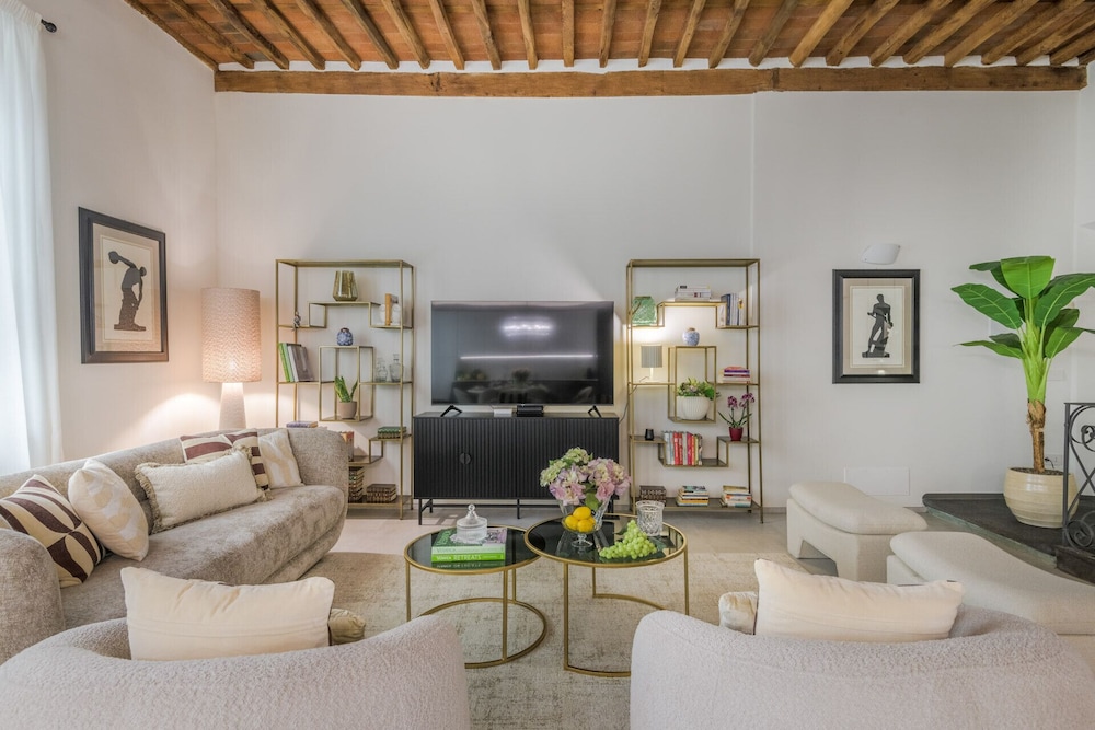 The Joia House in Lucca