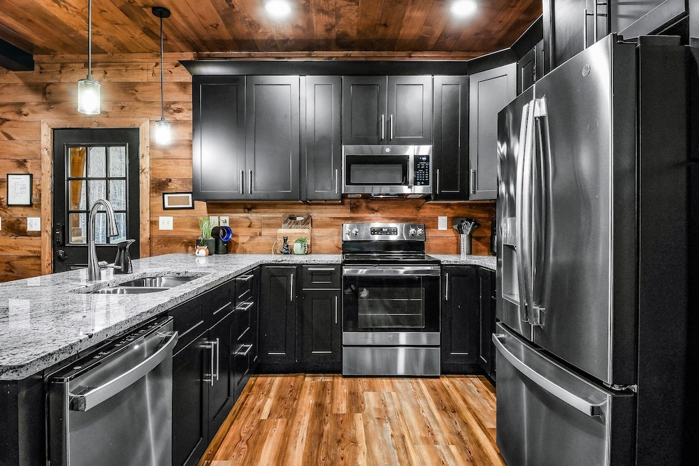 Pearl's Mountain Retreat 3 Bedroom Cabin