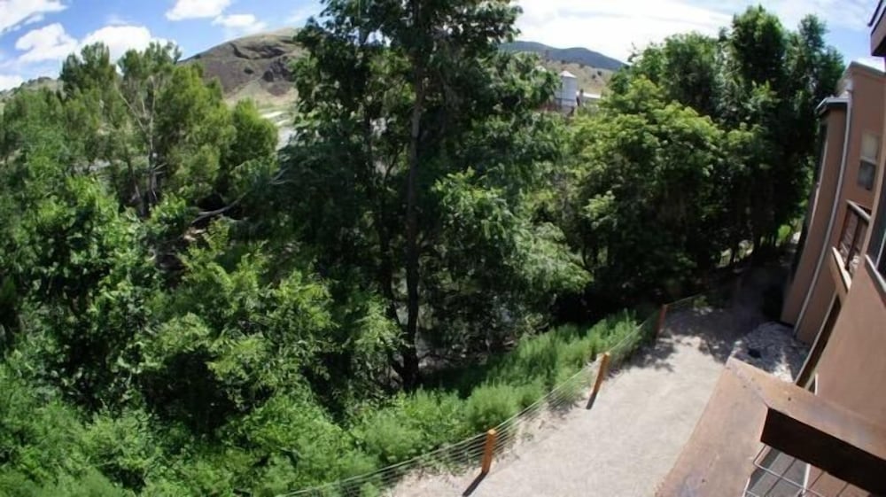 Salida Vacations - The River Side 2 Bedroom Holiday Home By Pinon Vacation Rentals - Property Image 10