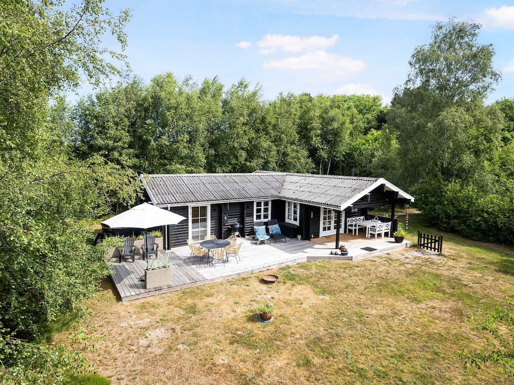 5 Star Holiday Home in Saeby