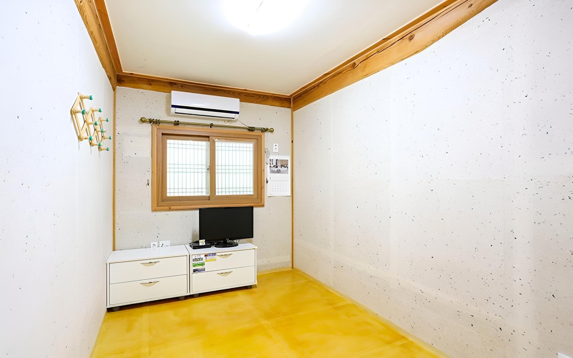 Danyang Woori Hanok Pension view 4