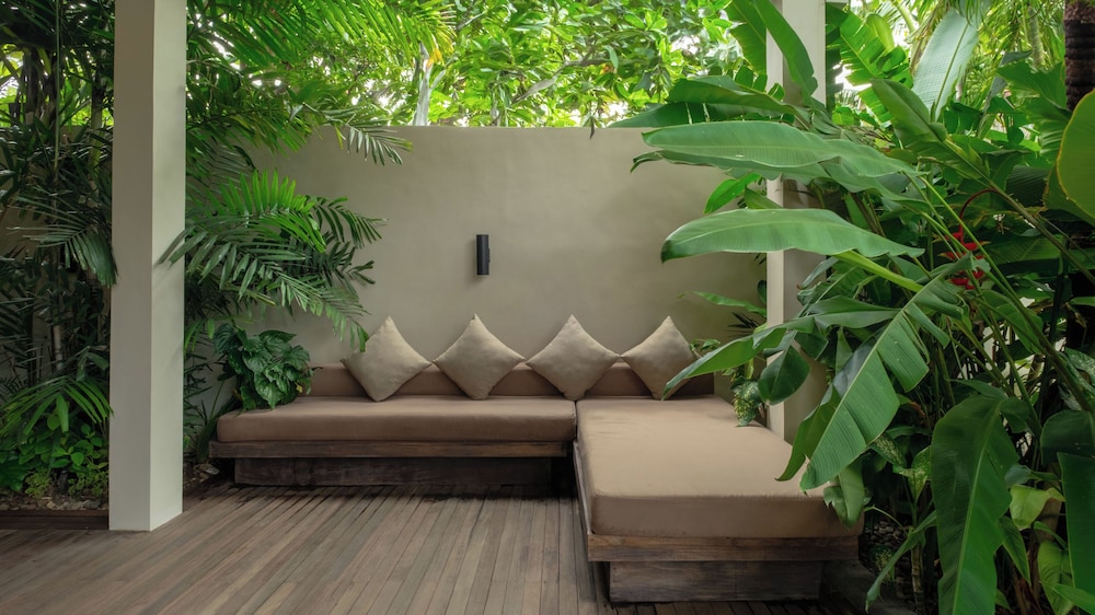 Villa Jax by Villa Finder