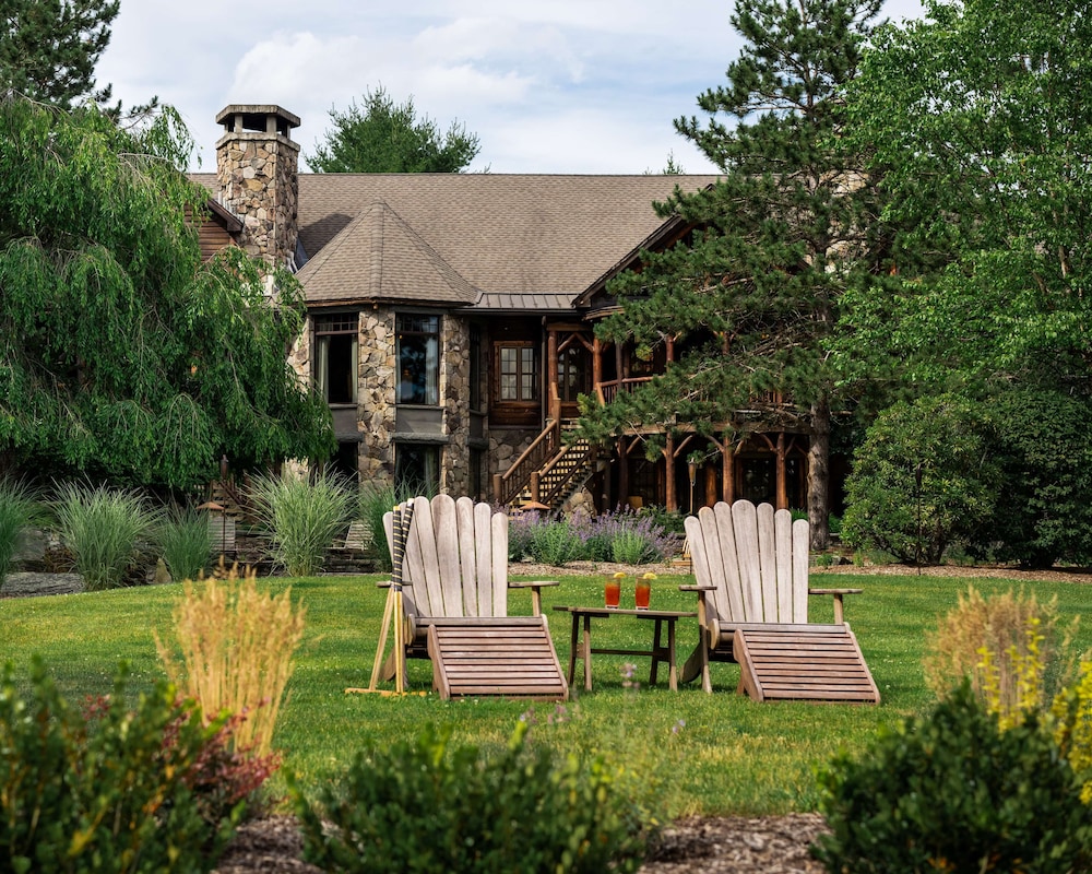 The Chatwal Lodge - Property Image 97