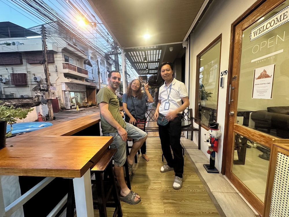 MaMa Hostel CNX