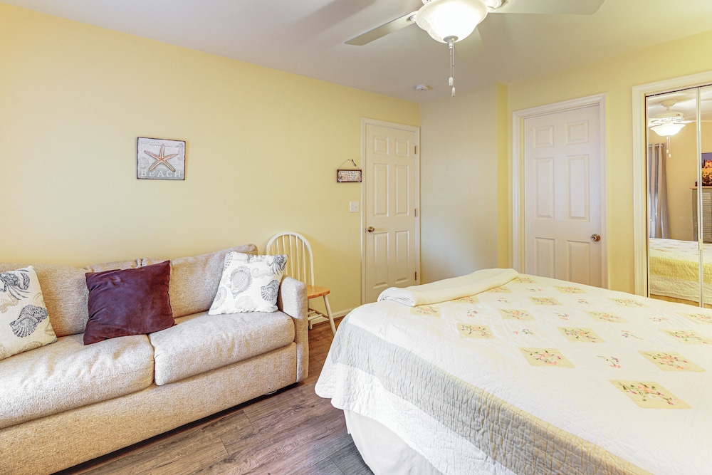 Swim, Boat & Explore: Marsh-front Gem in Delaware!