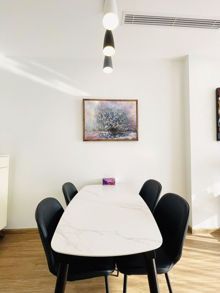 TIL - Vinhomes Skylake Elegance Suites