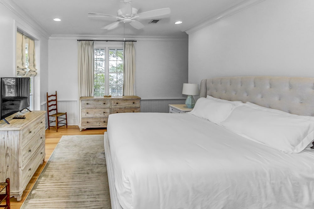 Hotel Virginia House Bed and Breakfast - Image 1