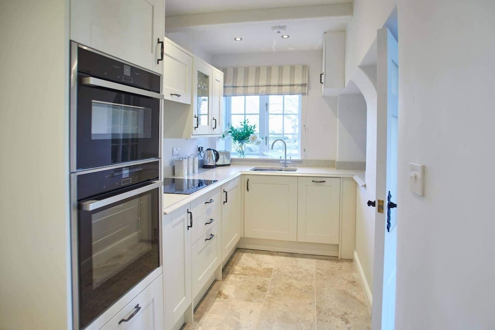 Host Stay Tithe Cottage