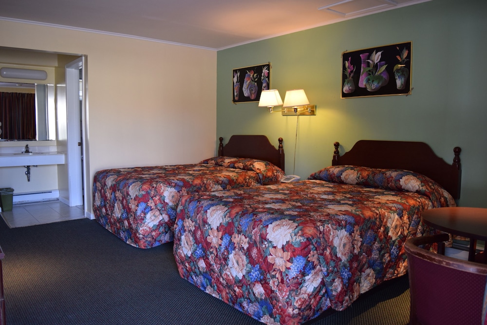 Top Hill Motel